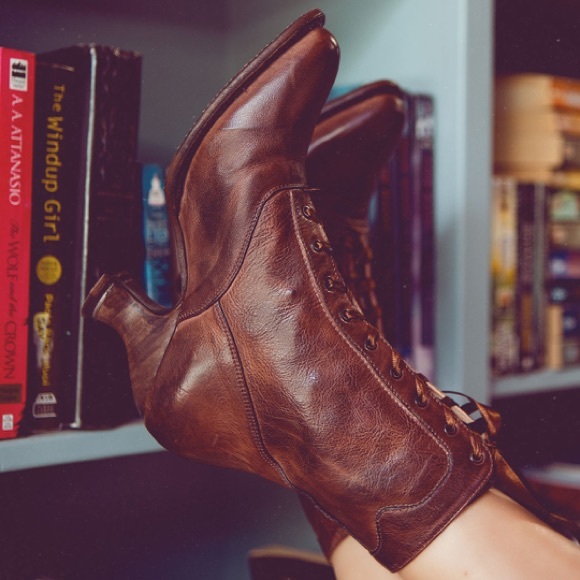 Oak Tree Farms Leather Neo- Victorian Boots - Picture 10 of 12